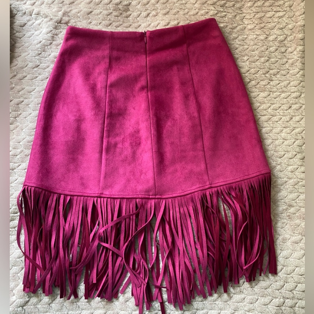 Fringe pink skirt